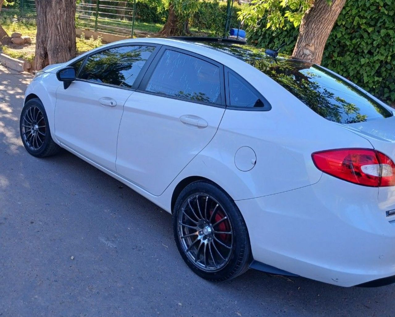 Ford Fiesta KD Usado en Mendoza, deRuedas
