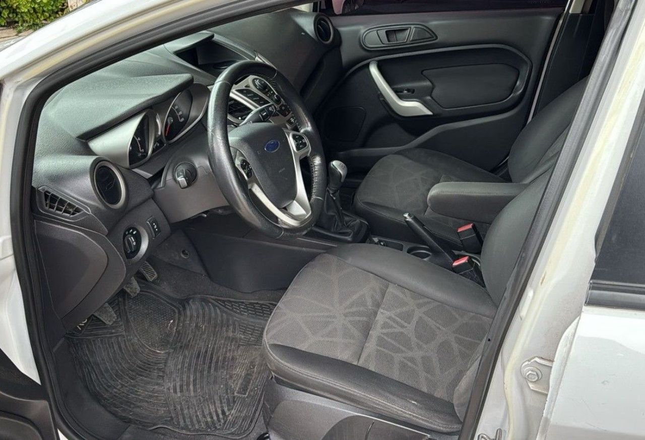 Ford Fiesta KD Usado Financiado en Córdoba, deRuedas