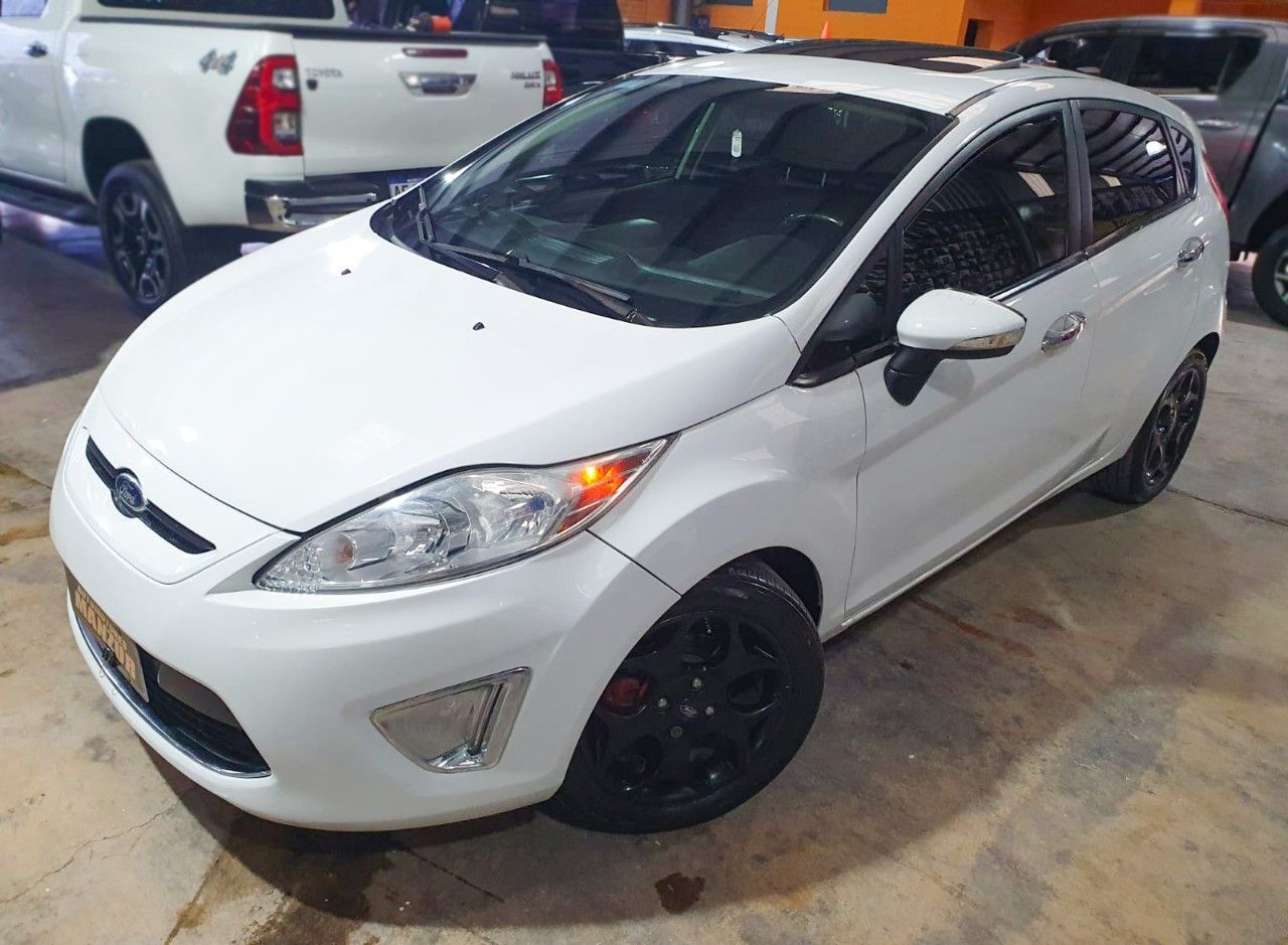 Ford Fiesta KD Usado en Mendoza, deRuedas
