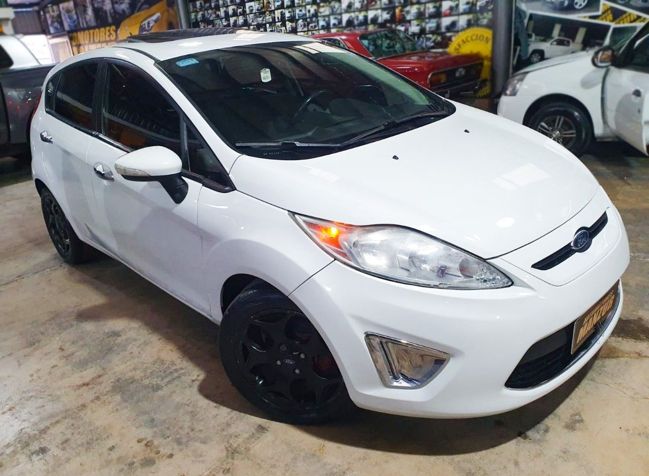 Ford Fiesta KD Usado en Mendoza, deRuedas