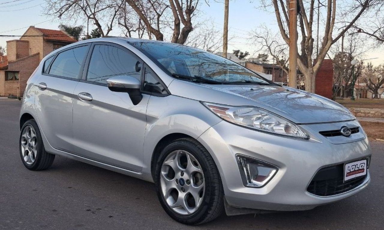 Ford Fiesta KD Usado Financiado en Mendoza, deRuedas