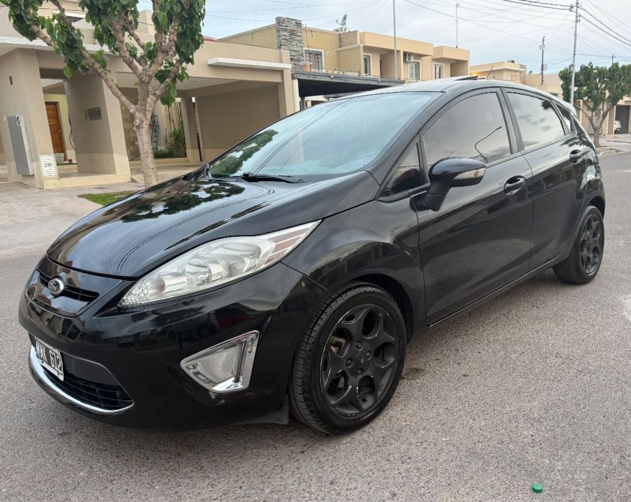 Ford Fiesta KD Usado en Mendoza, deRuedas