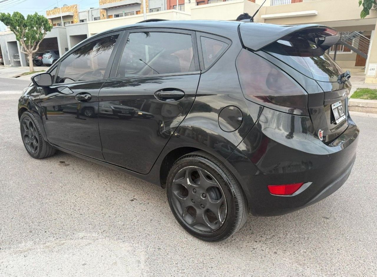 Ford Fiesta KD Usado en Mendoza, deRuedas