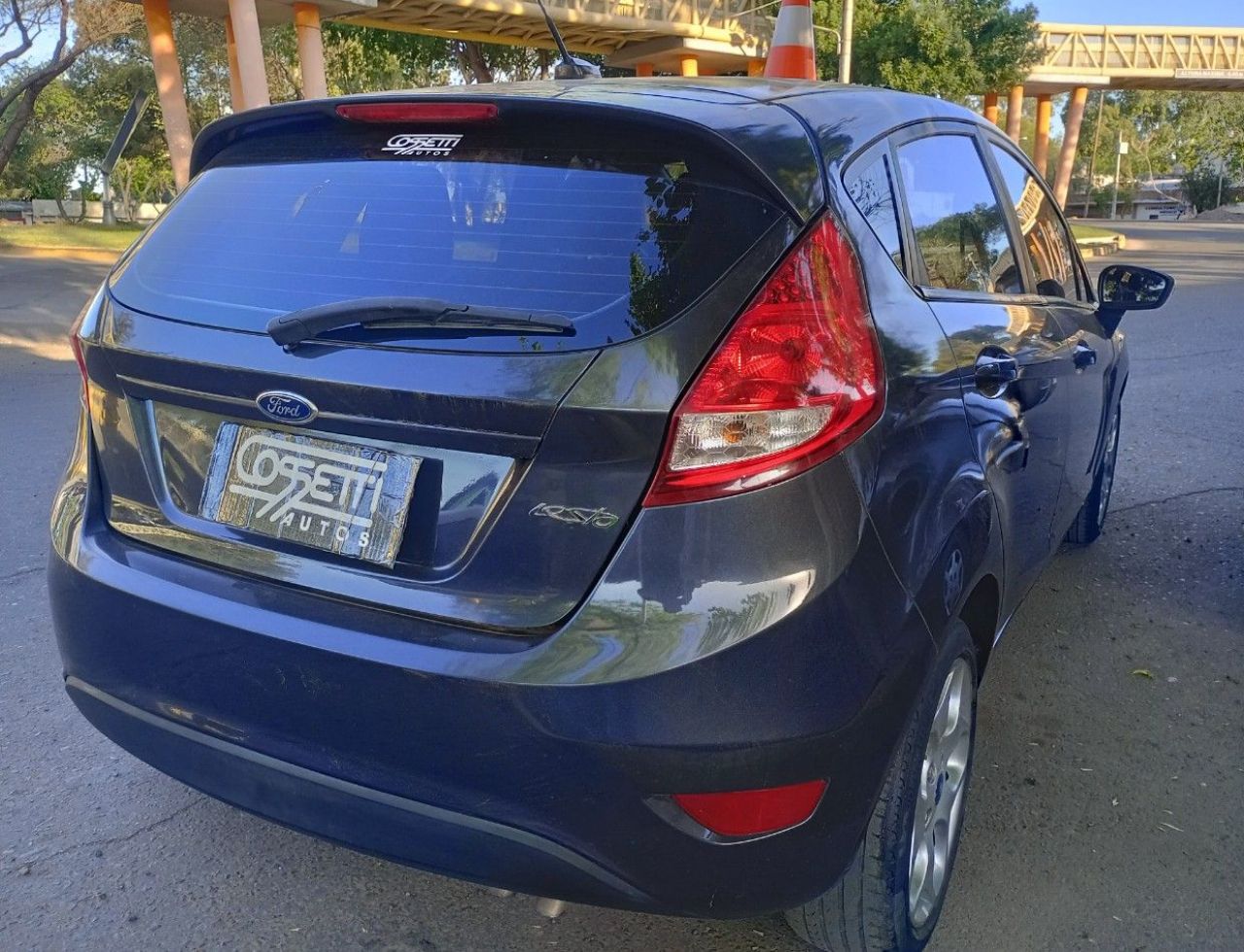 Ford Fiesta KD Usado en Mendoza, deRuedas