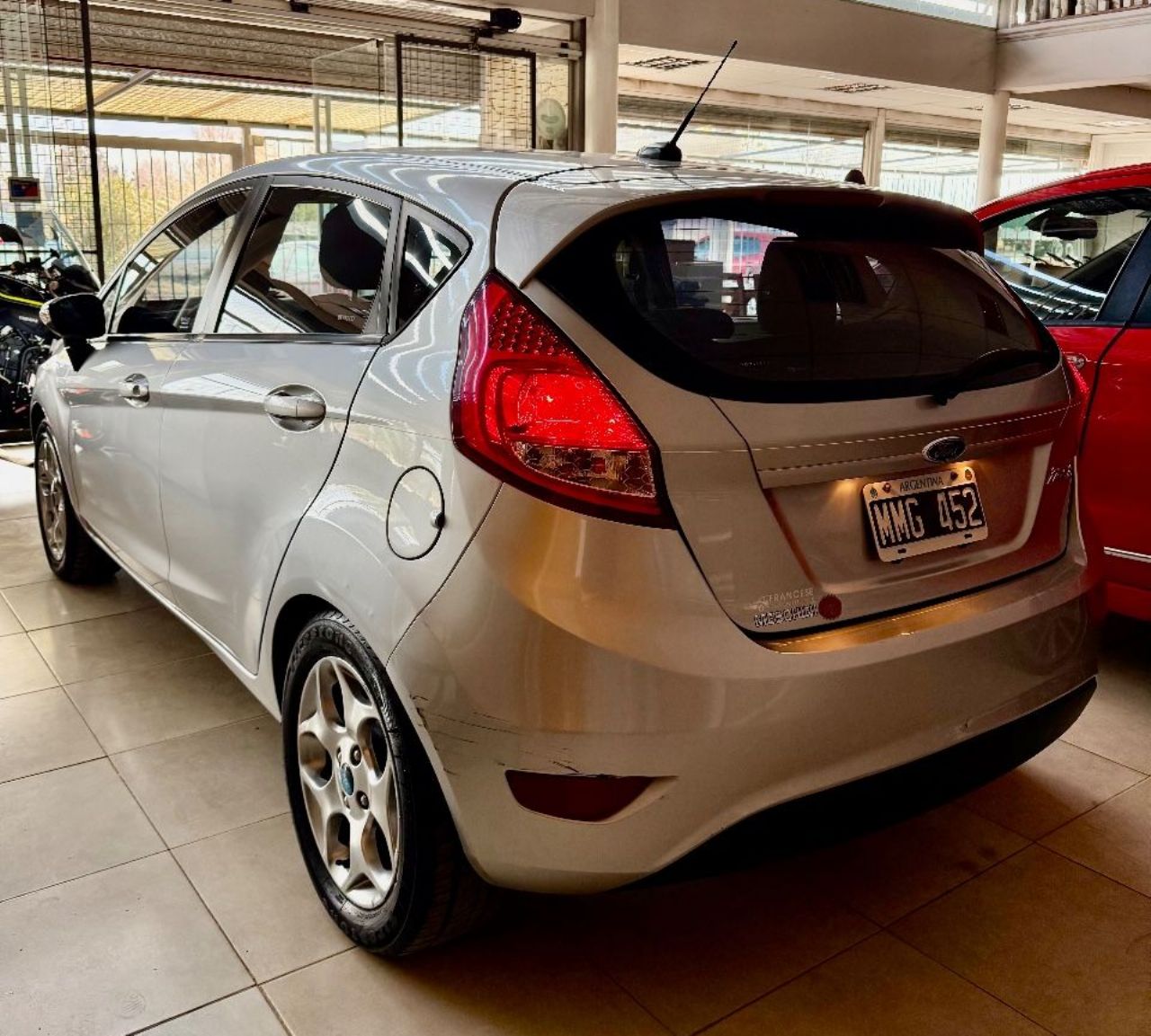 Ford Fiesta KD Usado Financiado en Mendoza, deRuedas