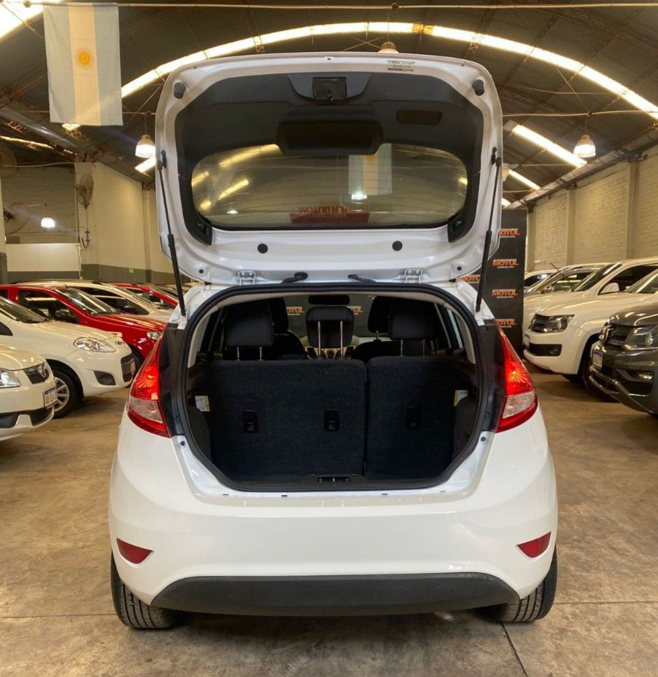 Ford Fiesta KD Usado en Mendoza, deRuedas