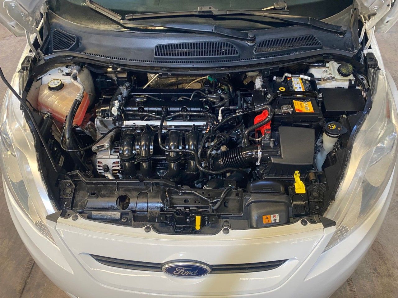 Ford Fiesta KD Usado en Mendoza, deRuedas