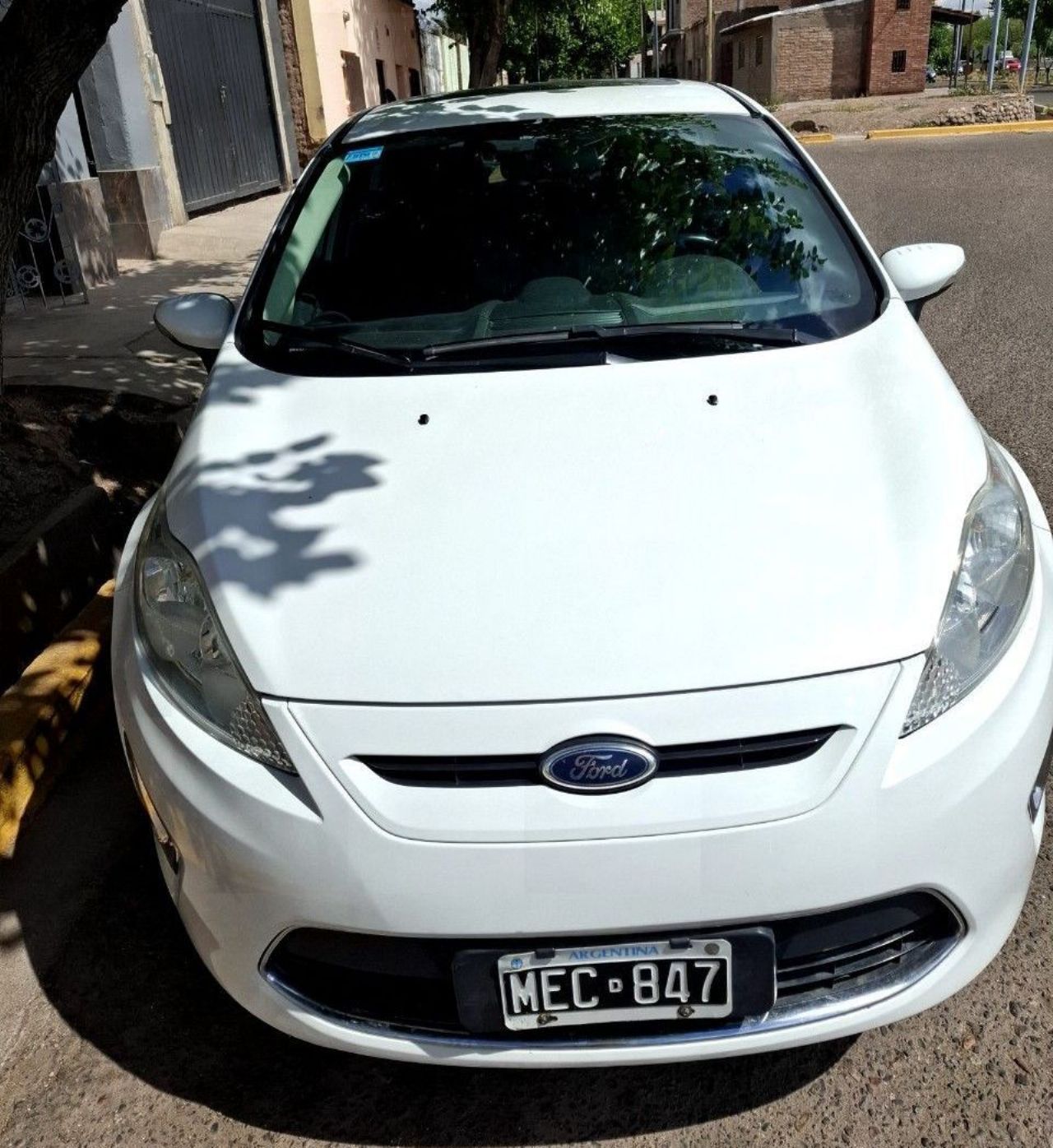 Ford Fiesta KD Usado en Mendoza, deRuedas