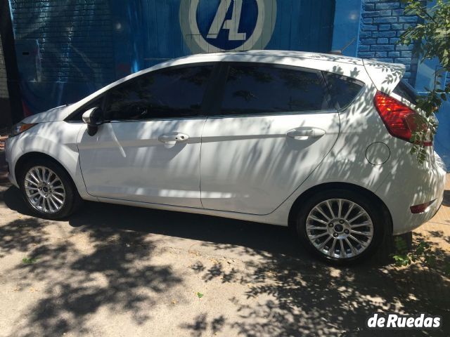 Ford Fiesta KD Usado en Mendoza, deRuedas