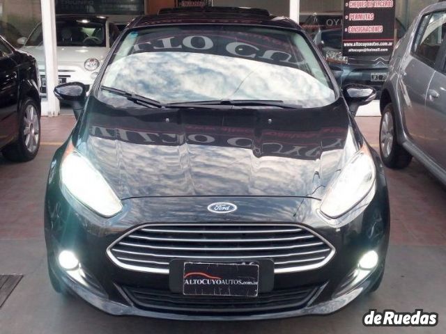 Ford Fiesta KD Usado en Mendoza, deRuedas