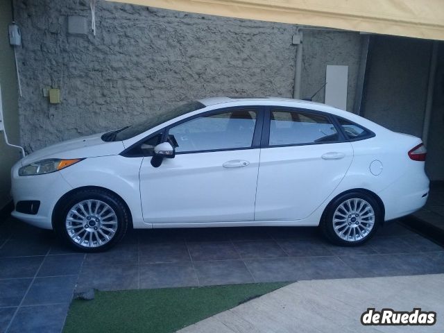 Ford Fiesta KD Usado en Mendoza, deRuedas