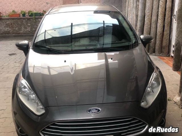 Ford Fiesta KD Usado en Mendoza, deRuedas