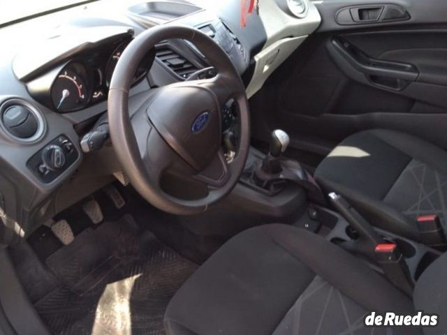 Ford Fiesta KD Usado en Mendoza, deRuedas