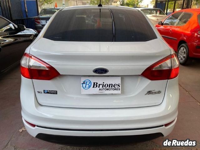 Ford Fiesta KD Usado en Mendoza, deRuedas