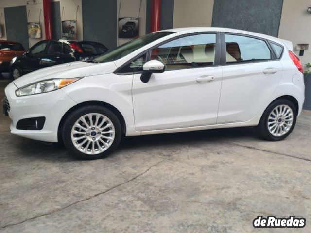 Ford Fiesta KD Usado en Mendoza, deRuedas
