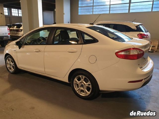 Ford Fiesta KD Usado en Mendoza, deRuedas