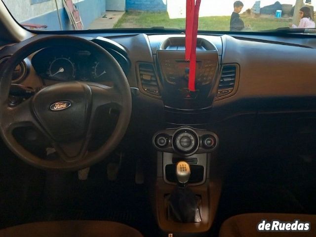 Ford Fiesta KD Usado en Mendoza, deRuedas