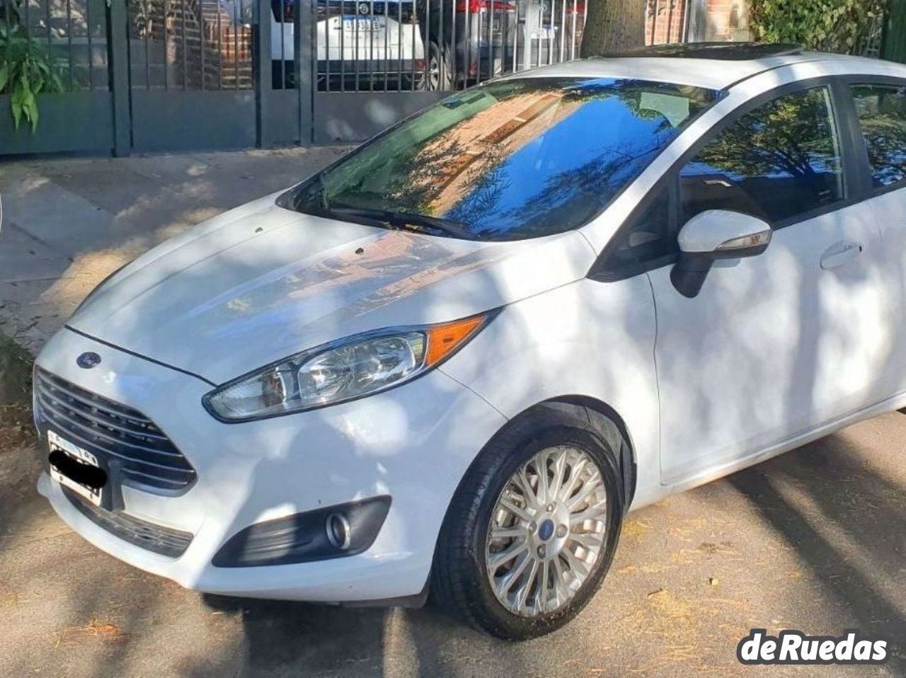 Ford Fiesta KD Usado en Mendoza, deRuedas