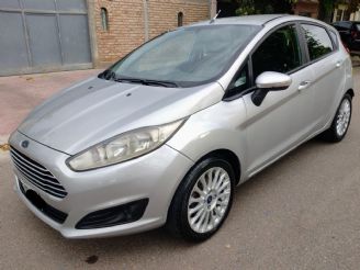 Ford Fiesta KD Usado en Mendoza