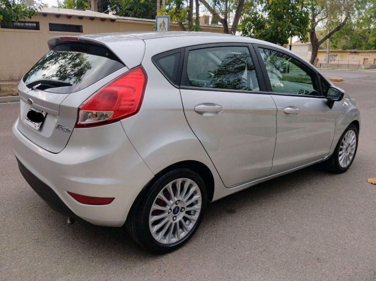 Ford Fiesta KD Usado en Mendoza, deRuedas