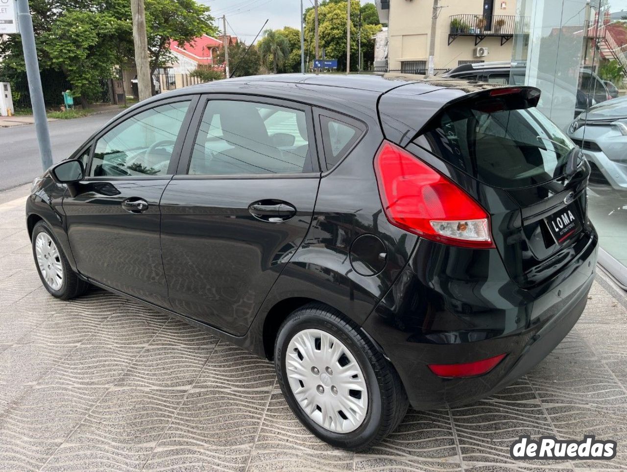 Ford Fiesta KD Usado en Córdoba, deRuedas