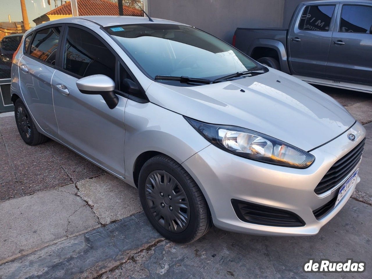 Ford Fiesta KD Usado en Mendoza, deRuedas