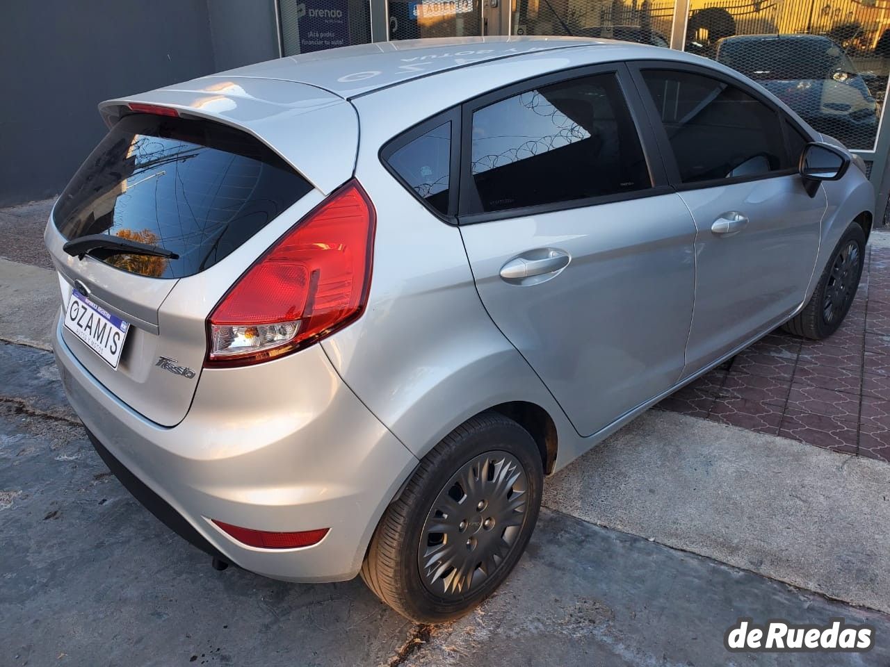 Ford Fiesta KD Usado en Mendoza, deRuedas