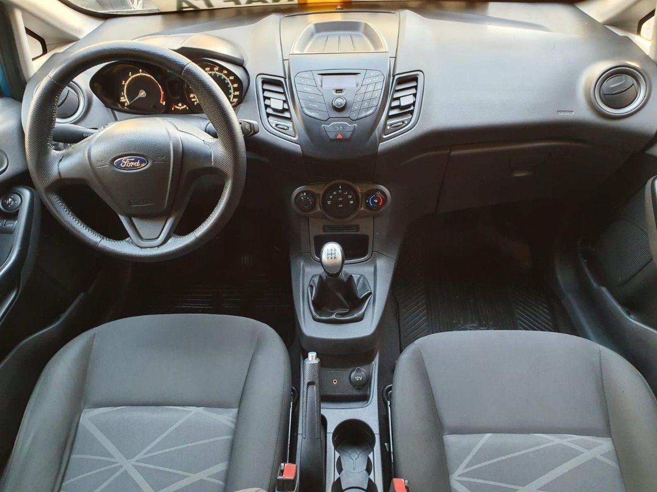 Ford Fiesta KD Usado en Mendoza, deRuedas
