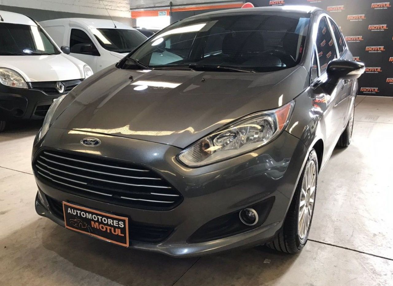 Ford Fiesta KD Usado en Mendoza, deRuedas