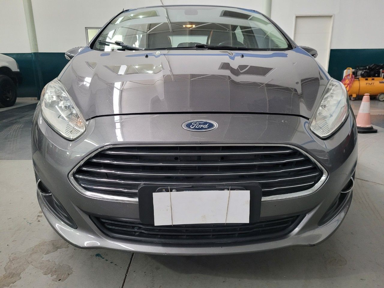 Ford Fiesta KD Usado en Mendoza, deRuedas