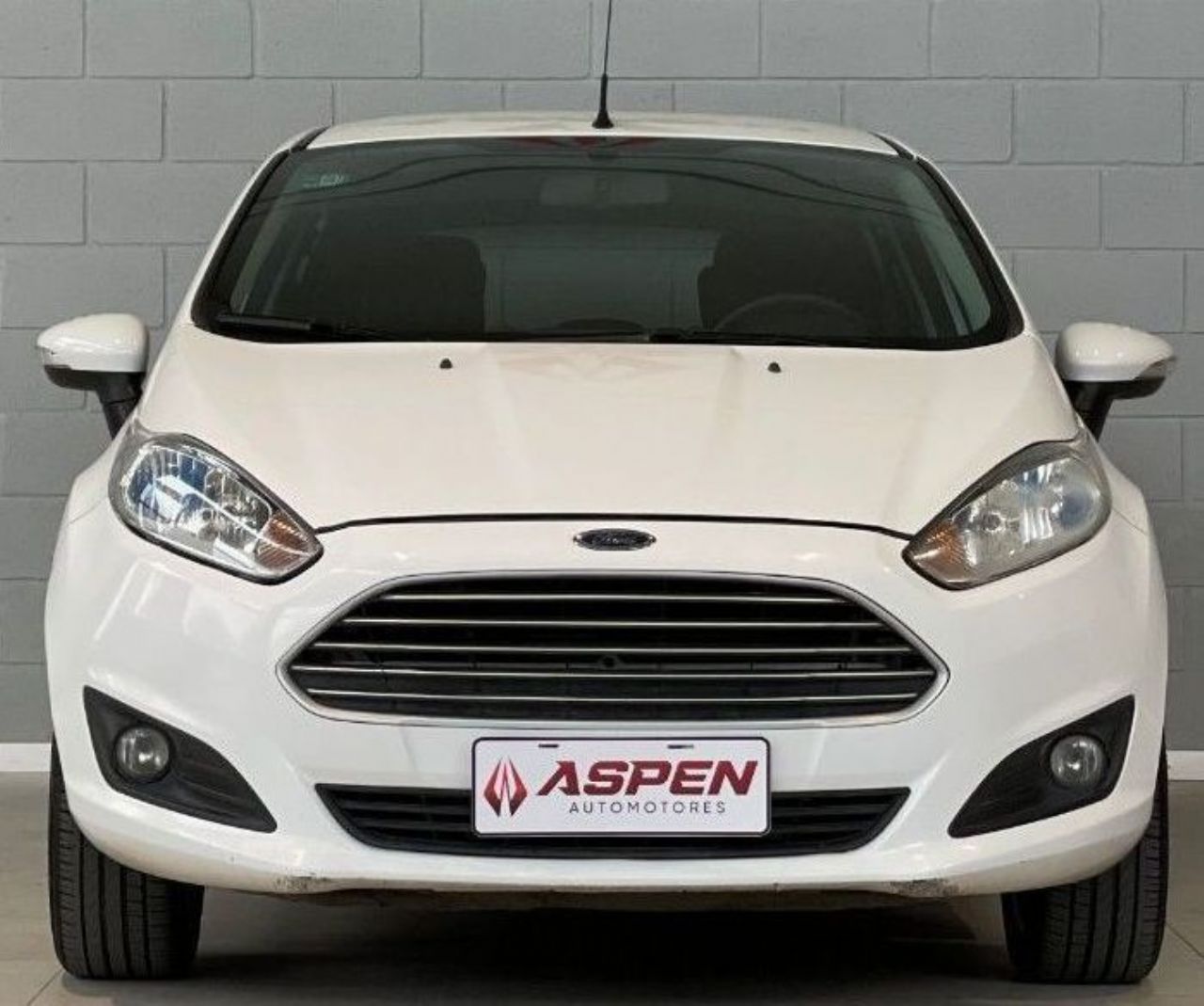 Ford Fiesta KD Usado en Córdoba, deRuedas