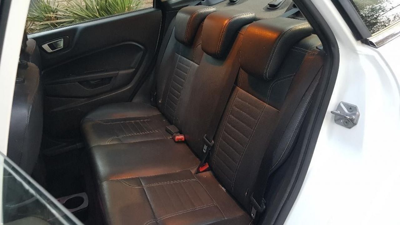Ford Fiesta KD Usado en Mendoza, deRuedas