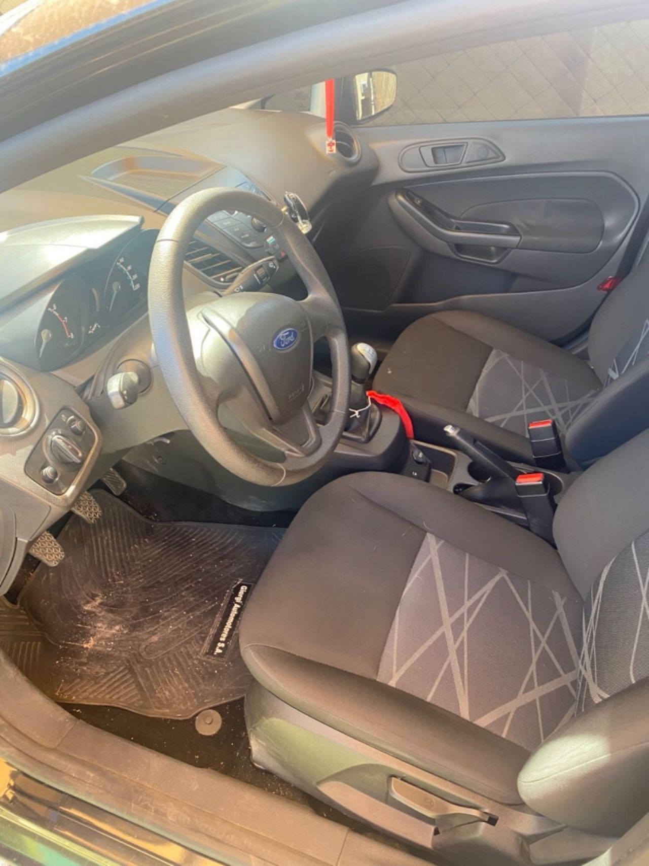 Ford Fiesta KD Usado en San Luis, deRuedas