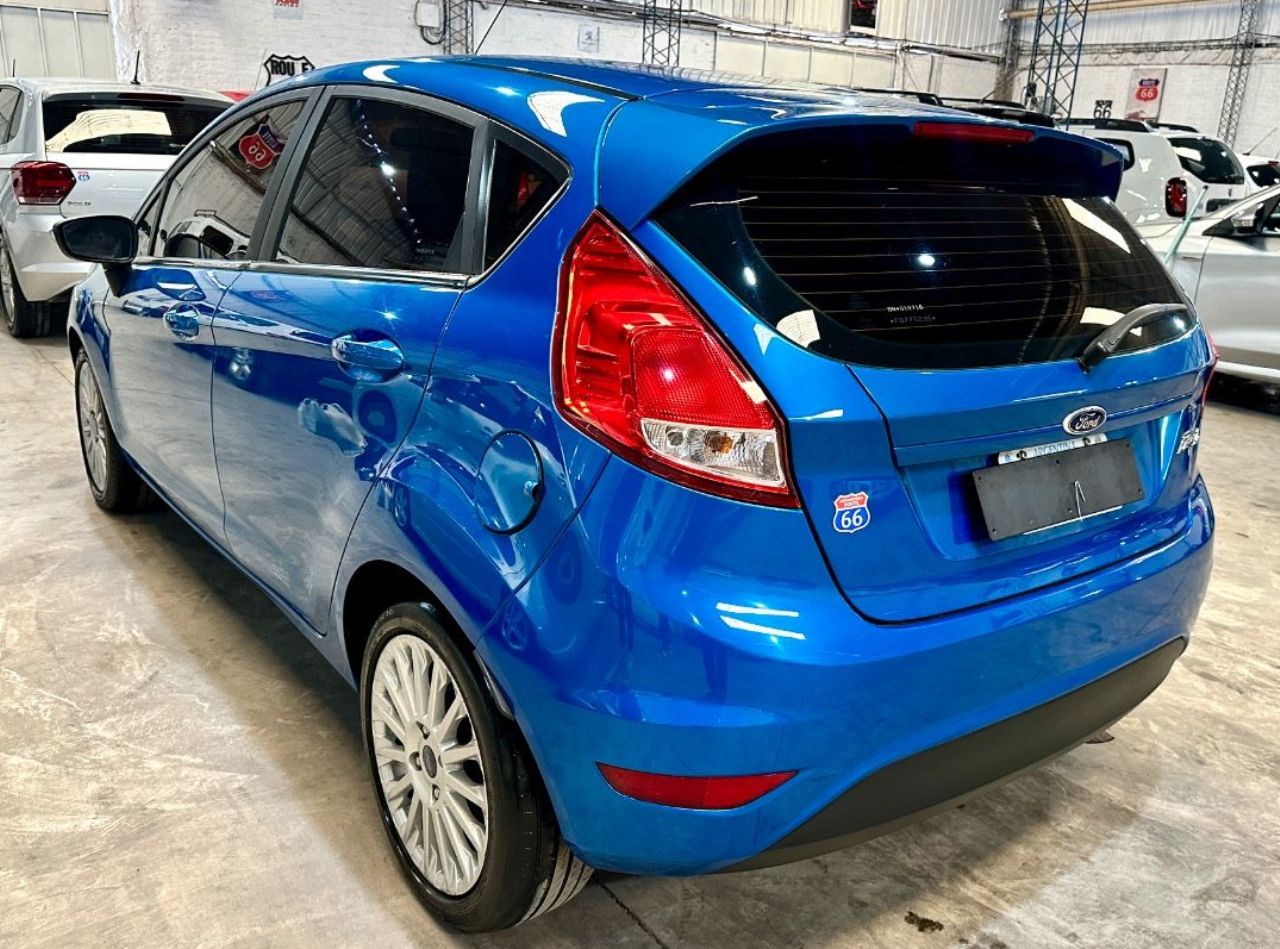 Ford Fiesta KD Usado en Mendoza, deRuedas