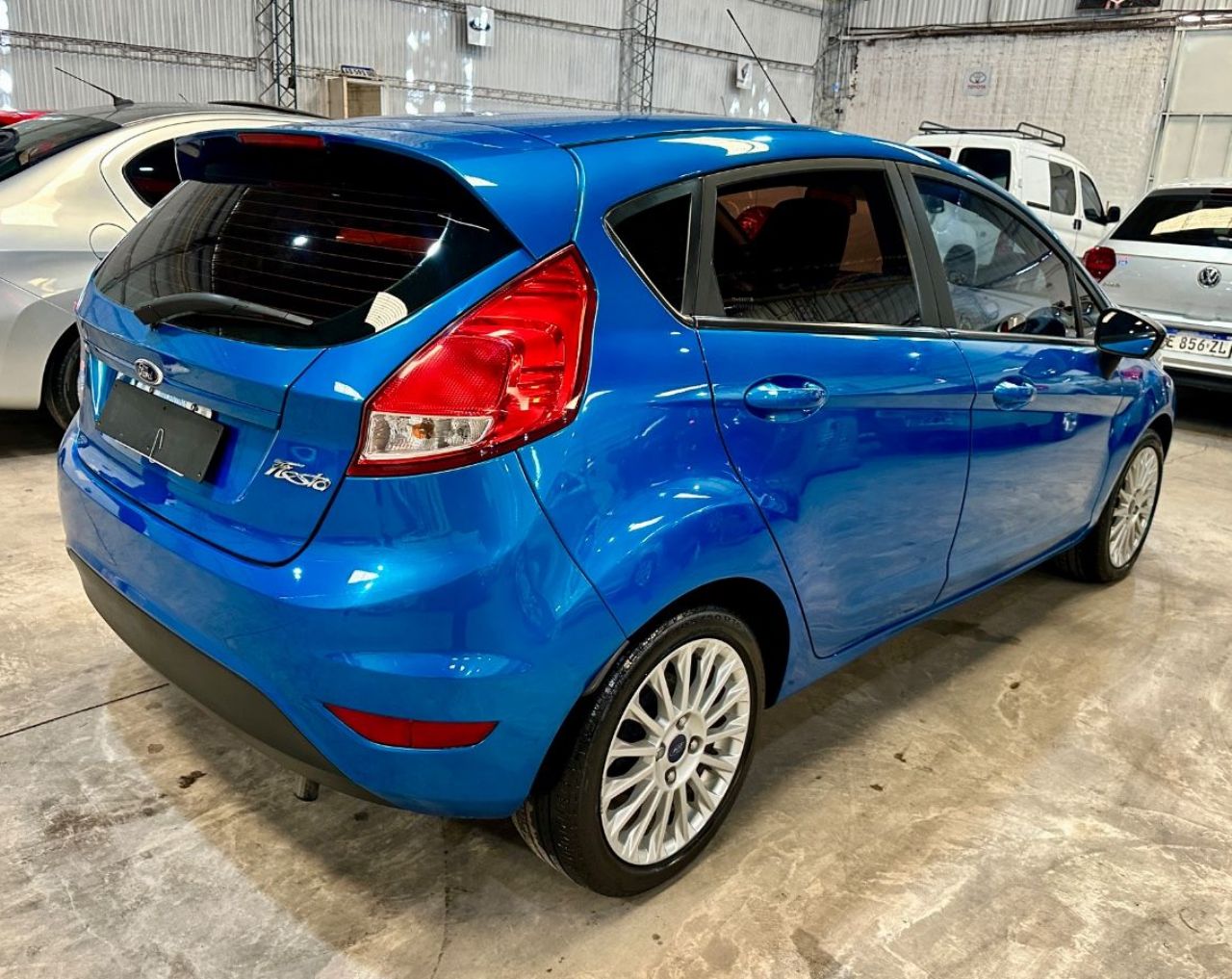 Ford Fiesta KD Usado en Mendoza, deRuedas