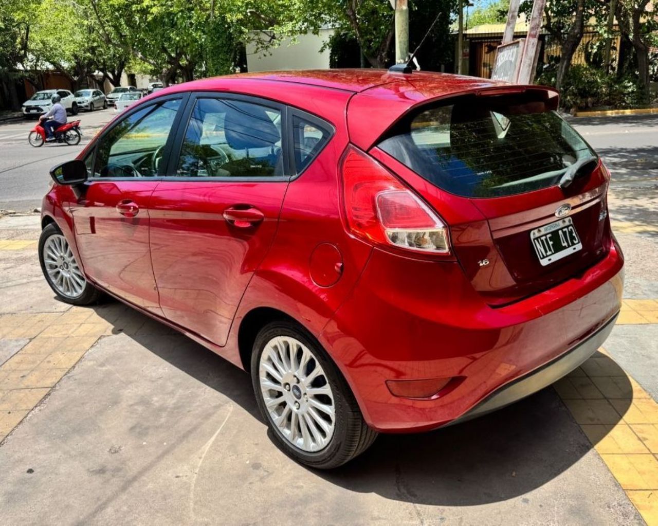 Ford Fiesta KD Usado Financiado en Mendoza, deRuedas