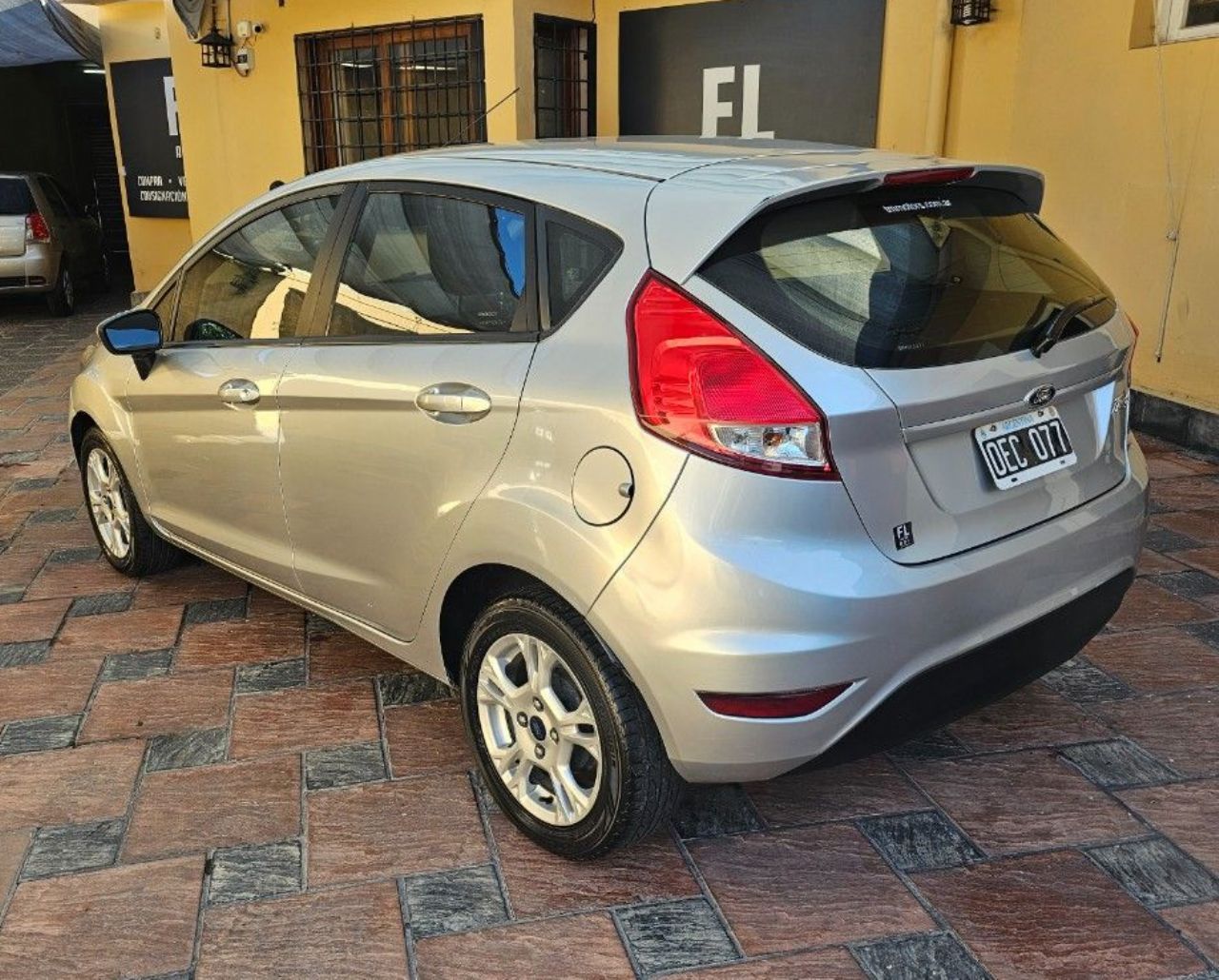 Ford Fiesta KD Usado en Mendoza, deRuedas