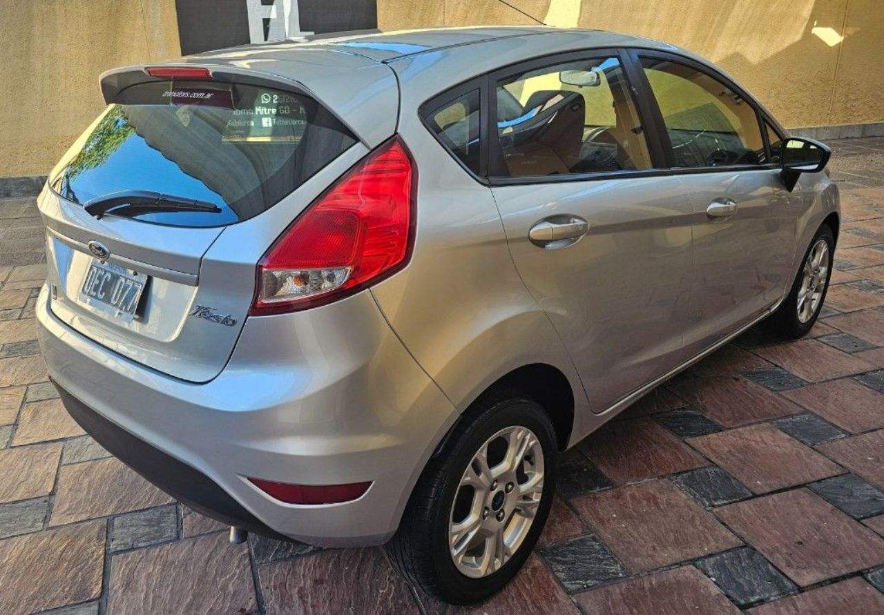 Ford Fiesta KD Usado en Mendoza, deRuedas