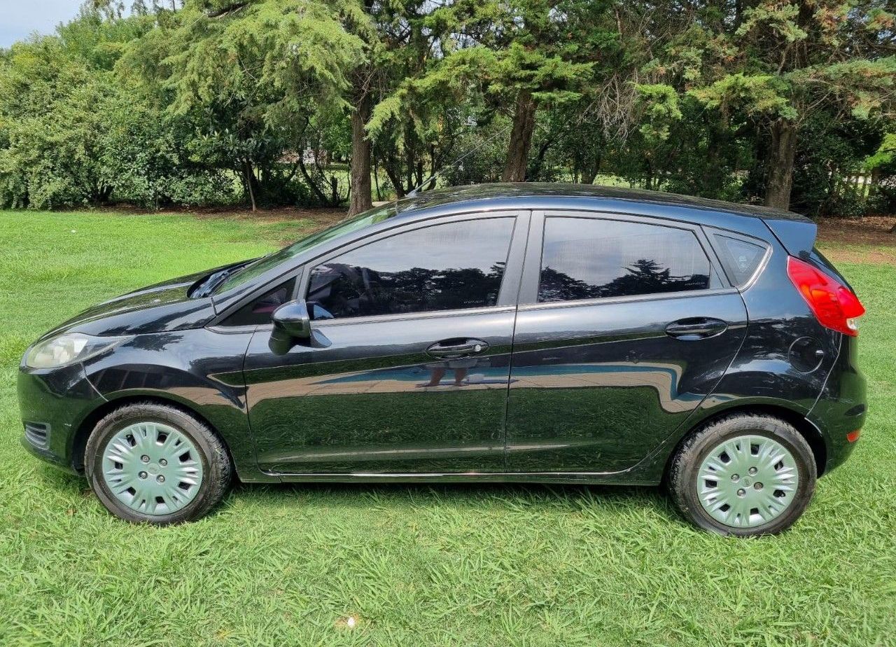 Ford Fiesta KD Usado en Santa Fe, deRuedas