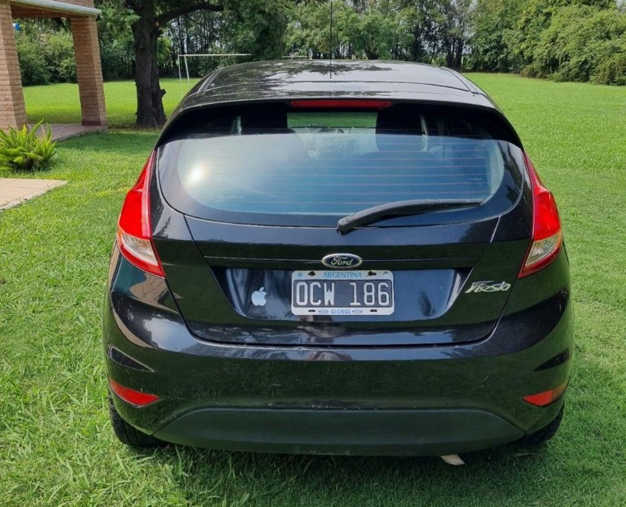 Ford Fiesta KD Usado en Santa Fe, deRuedas