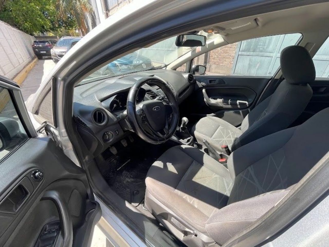 Ford Fiesta KD Usado en San Juan, deRuedas