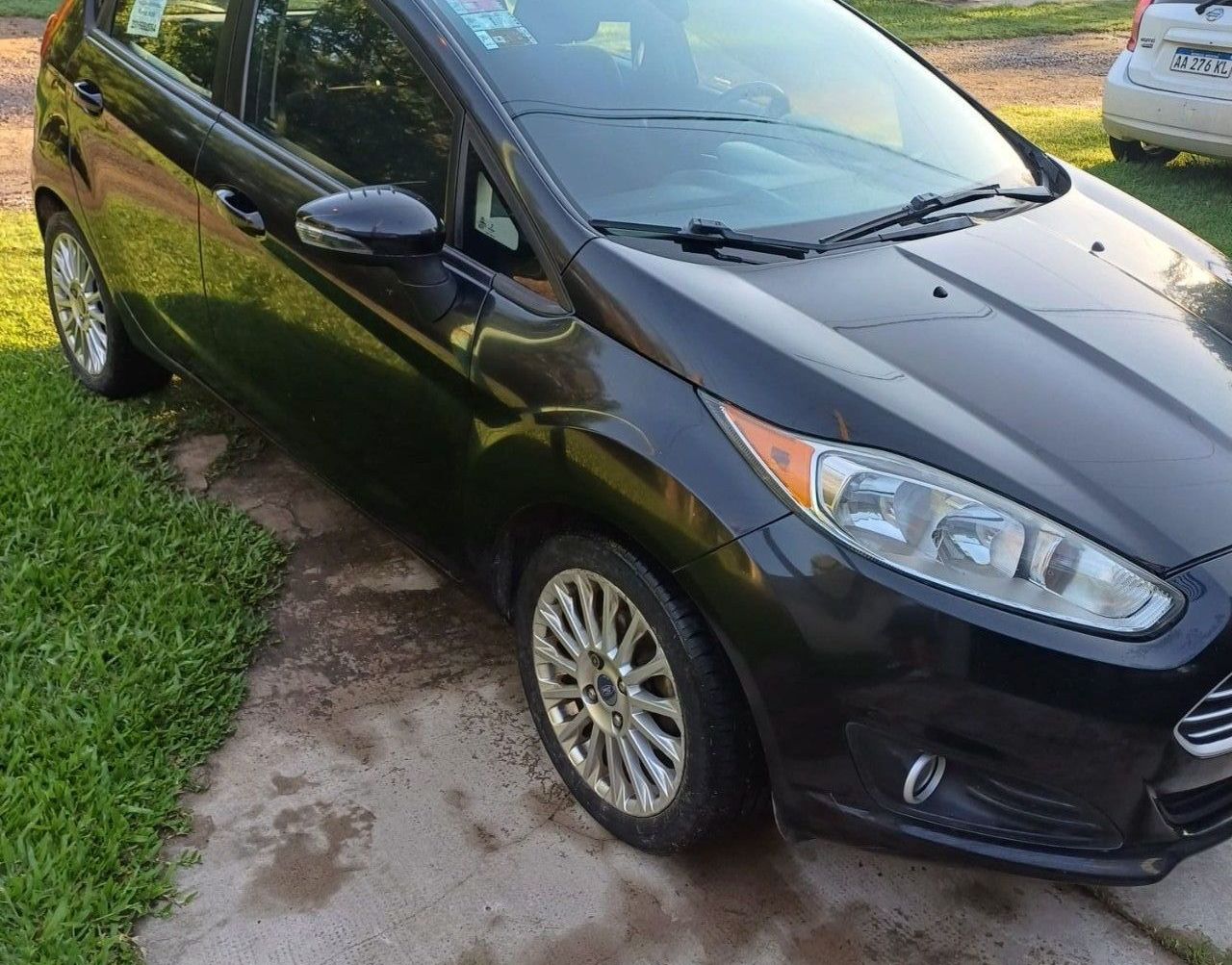 Ford Fiesta KD Usado en Buenos Aires, deRuedas