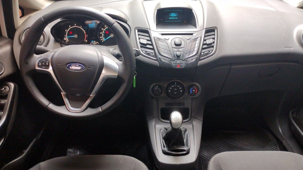 Ford Fiesta KD Usado en Mendoza, deRuedas