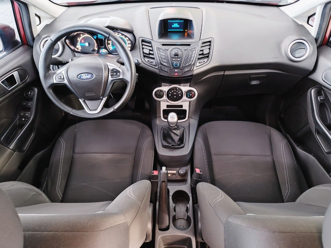 Ford Fiesta KD Usado en Mendoza, deRuedas
