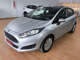 Ford Fiesta KD Usado en Córdoba Financiado