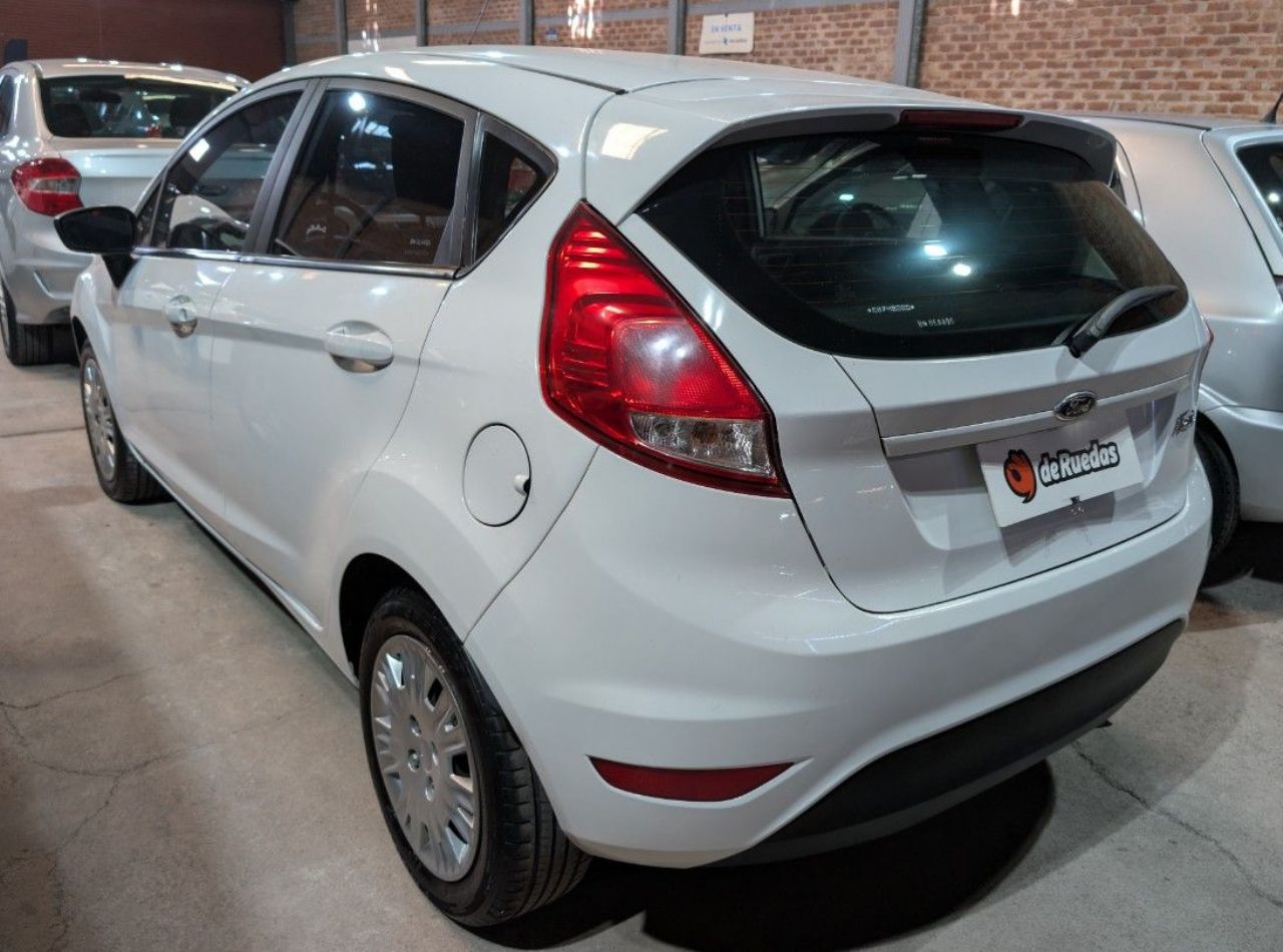 Ford Fiesta KD Usado Financiado en Mendoza, deRuedas