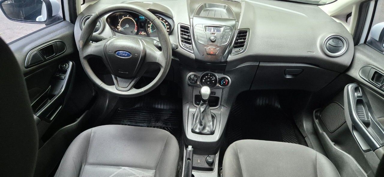 Ford Fiesta KD Usado Financiado en Mendoza, deRuedas