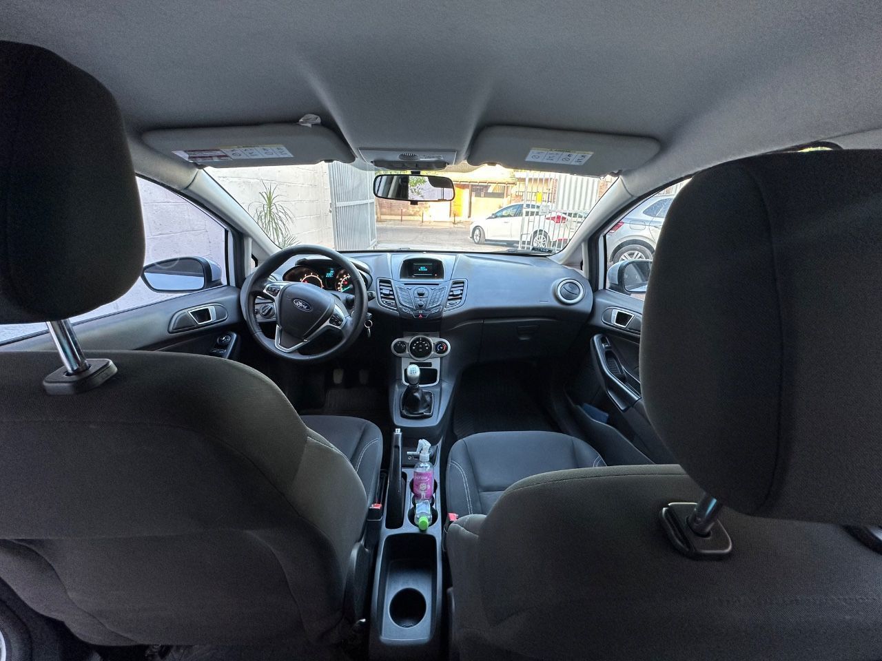 Ford Fiesta KD Usado en San Juan, deRuedas