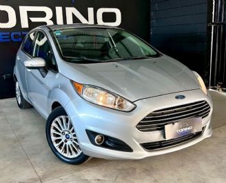 Ford Fiesta KD Usado en Córdoba Financiado