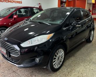 Ford Fiesta KD Usado en Córdoba Financiado